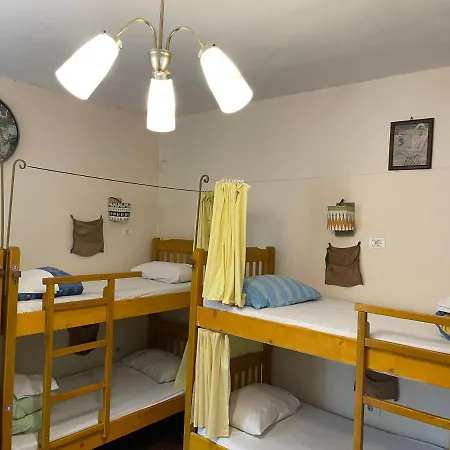 Trip'n'hostel 호스텔 *