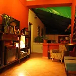 Trip'n'hostel * Τίρανα