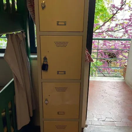 Trip'n'hostel Tirana