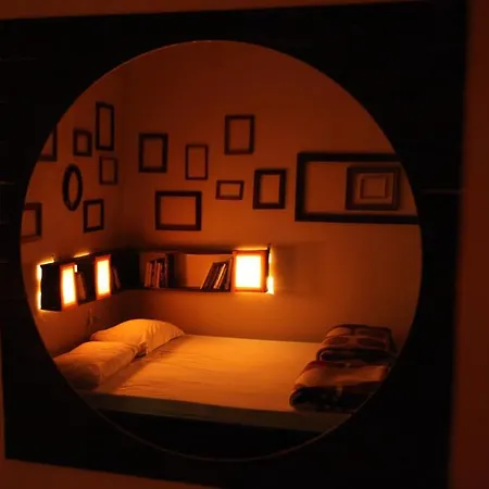 トリップンホステル ティラナ