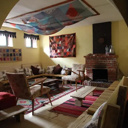 Trip'n'hostel بيت شباب *